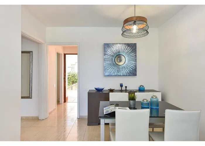 Belvilla By Oyo Aida 202 Apartment *